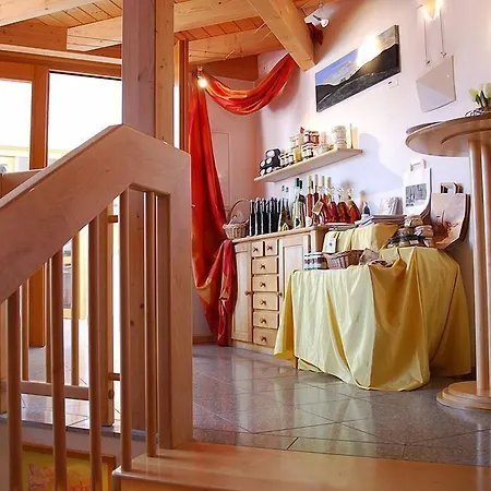 Gaestehaus & Weingut Peth Hotel