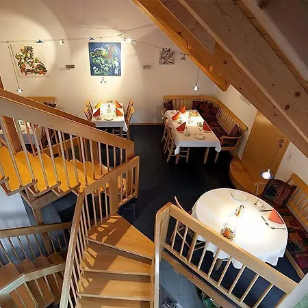 Gaestehaus & Weingut Peth Hotel 3*