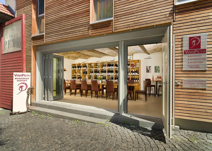 Gaestehaus & Weingut Peth Hotell